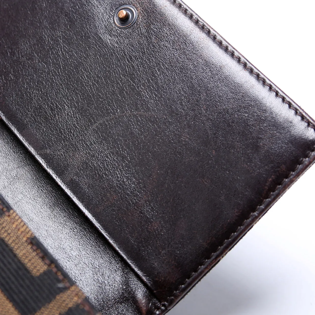 8M0011 Zucca Compact Trifold Wallet Brown