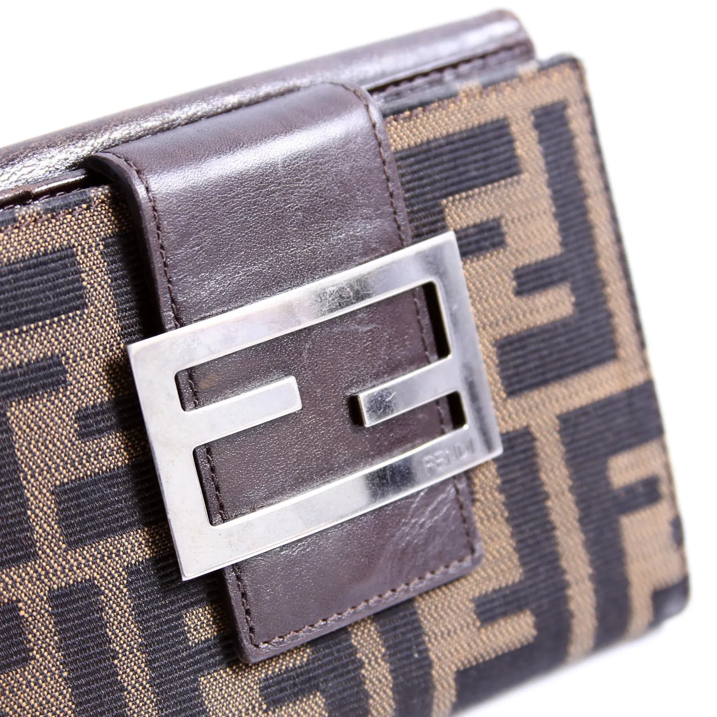 8M0035 Zucca Compact Wallet Brown