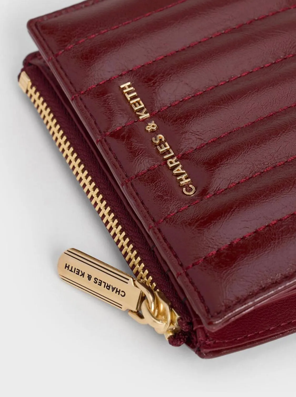 Donna Crinkle-Effect Panelled Top-Zip Wallet