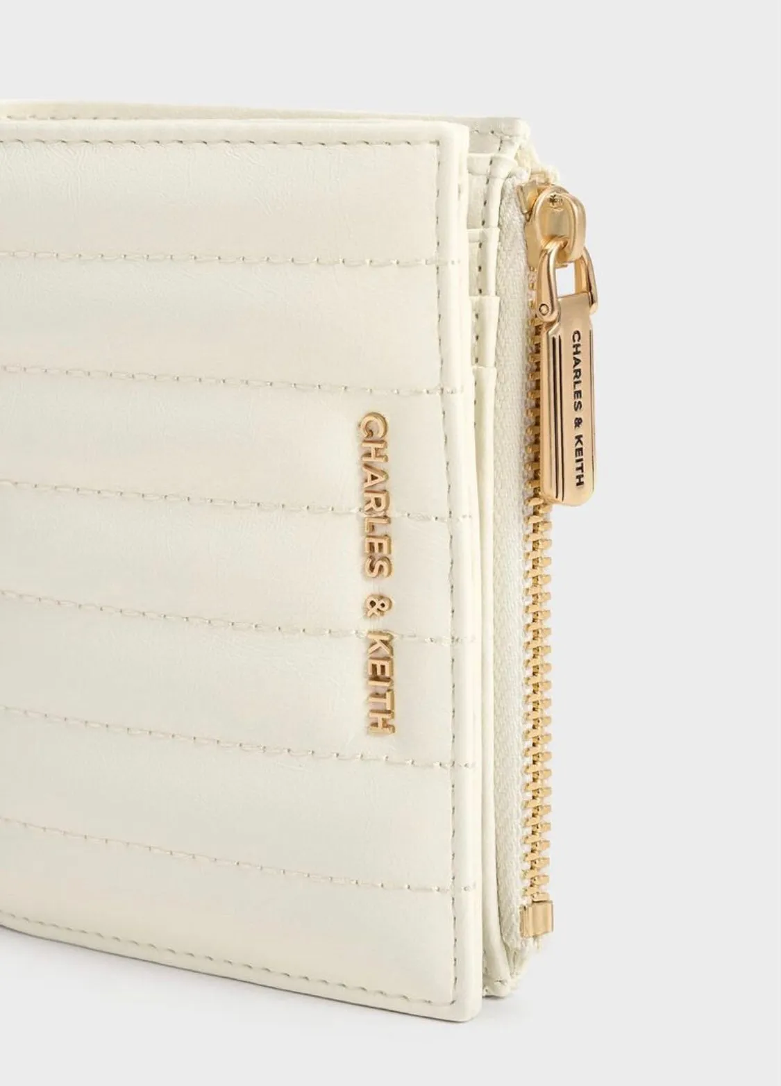 Donna Crinkle-Effect Panelled Top-Zip Wallet