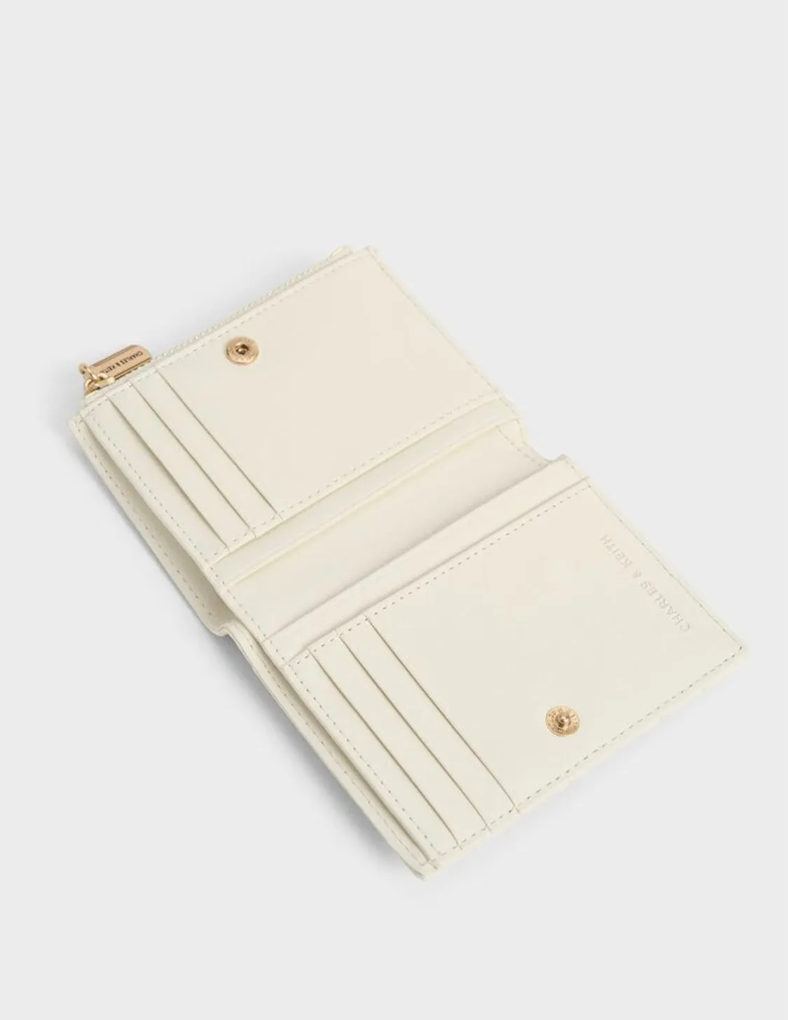 Donna Crinkle-Effect Panelled Top-Zip Wallet